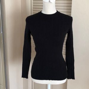 Bodycon fit black sweater XS